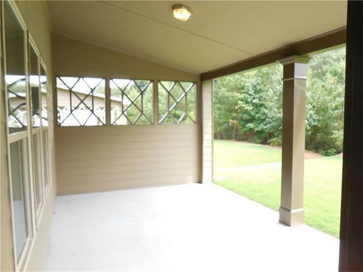 6038 Cloverfield Way, Braselton, GA 30517