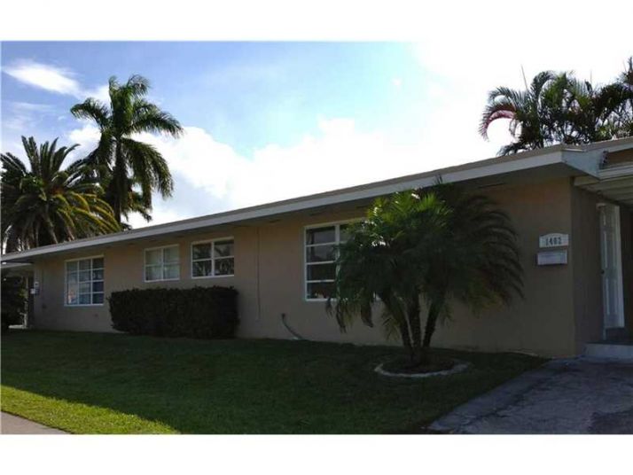 1402 N 16th Ave, Hollywood, FL 33020