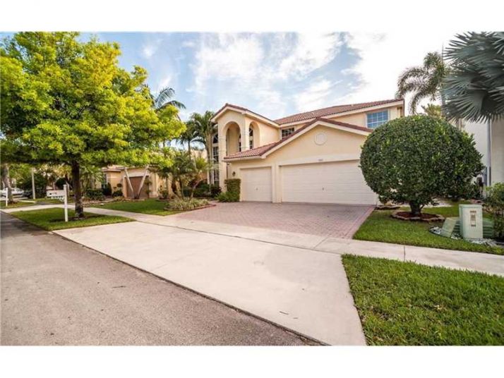 3515 SW 177th Ave, Hollywood, FL 33029