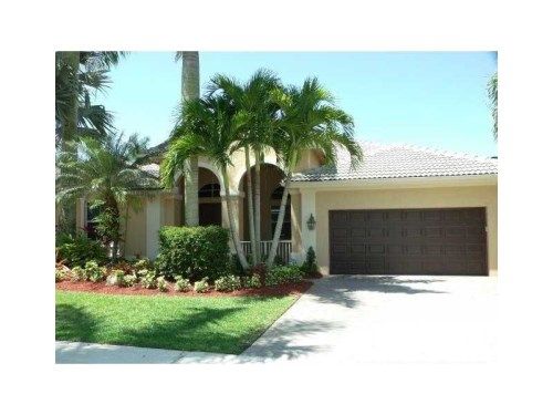 2525 Hunters Run Way, Fort Lauderdale, FL 33327