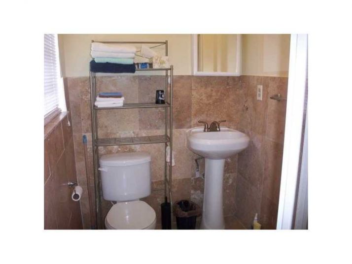 1649 MOFFETT ST # 3, Hollywood, FL 33020