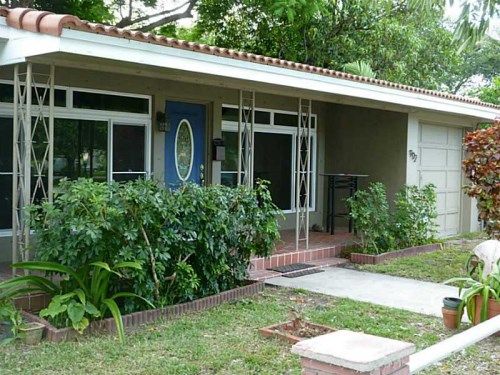 902 S 24 AV, Hollywood, FL 33020