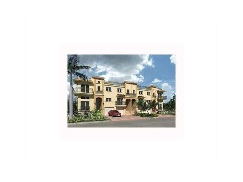 824 N 17th Ave # 0, Hollywood, FL 33020