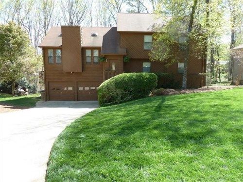 636 Sunshine Trace, Acworth, GA 30102