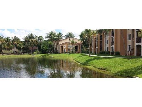 2011 Renaissance Blvd # 106, Hollywood, FL 33025