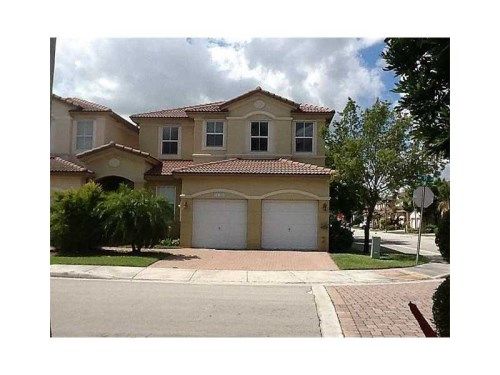 11308 NW 75th Ln, Miami, FL 33178