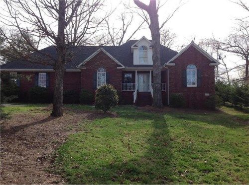 6555 Pond View Court, Clermont, GA 30527