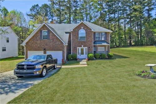545 Wren Walk, Stone Mountain, GA 30087