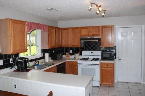 4718 Shallow Ridge Road, Kennesaw, GA 30144