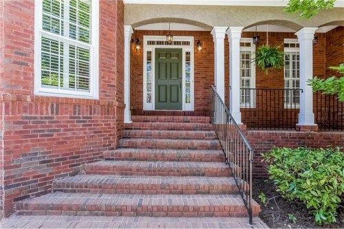 5025 Towne Lake Hills N, Woodstock, GA 30189