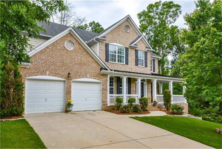 1033 Alexander Run Pass Ne, Buford, GA 30518