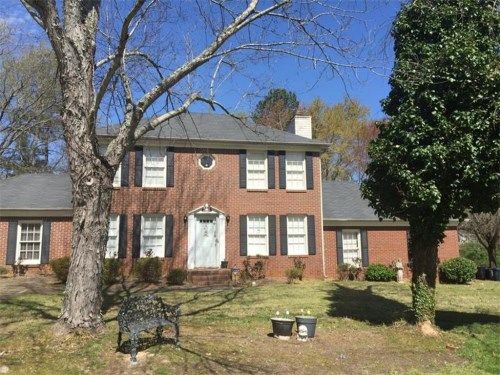 130 Lake Run, Lawrenceville, GA 30046