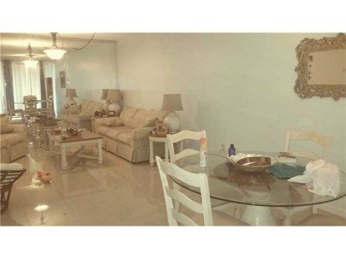 750 NE 199th St # 102H, Miami, FL 33179