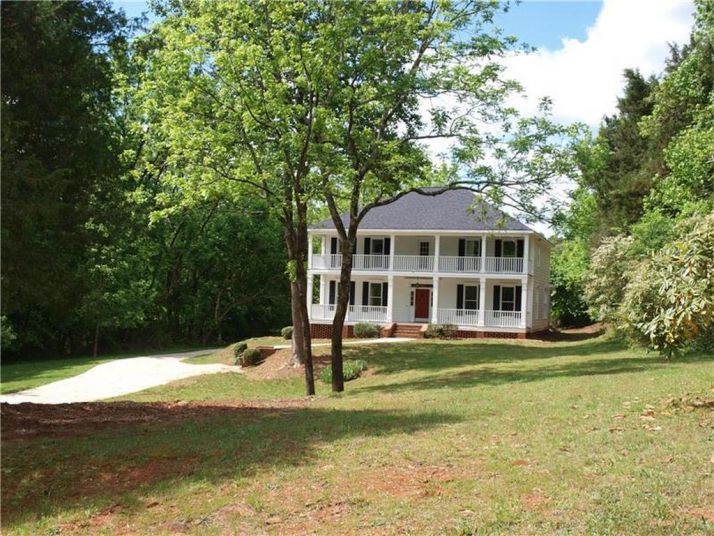 153 Blue Heron Drive, Commerce, GA 30529