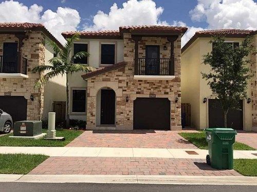 10250 NW 70 TE, Miami, FL 33178