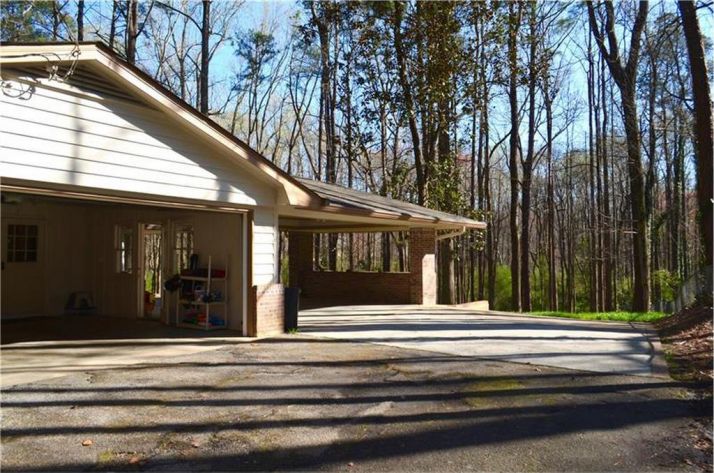 5502 Leather Stocking Lane, Stone Mountain, GA 30087