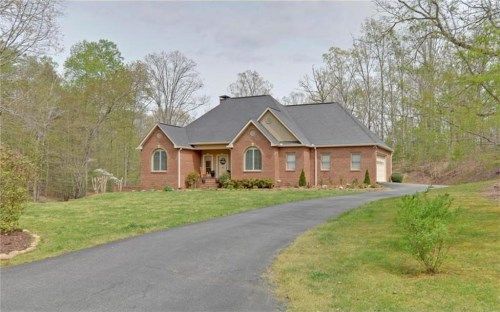 15 Mill Trace, Cleveland, GA 30528