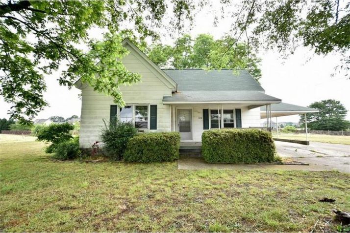 2250 Berry Hall Road, Bethlehem, GA 30620