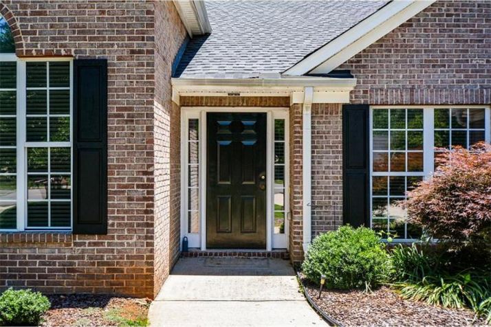 7955 Black Horse Court, Cumming, GA 30041