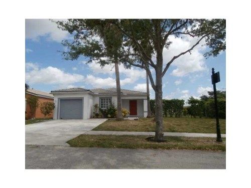 10305 SW 24th St, Hollywood, FL 33025