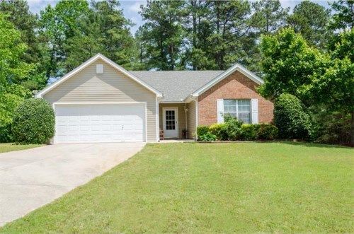 6238 Highgrove Drive, Flowery Branch, GA 30542