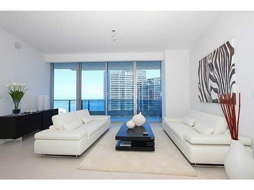 200 BISCAYNE BLVD WY # 4908, Miami, FL 33131