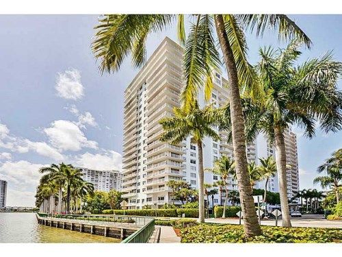 2851 NE 183 ST # 1510E, North Miami Beach, FL 33160