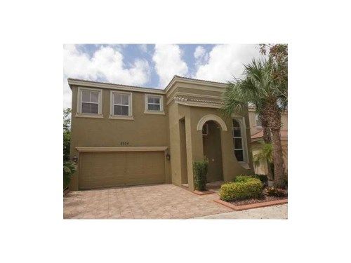 5004 SW 155th Ave, Hollywood, FL 33027