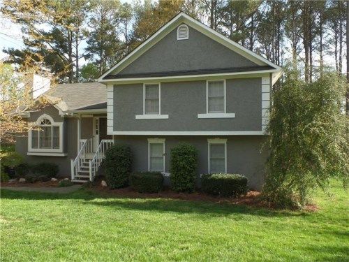 5668 N Shores Way Nw, Acworth, GA 30101