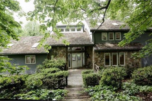 140 Huntcliff Point Ne, Atlanta, GA 30350