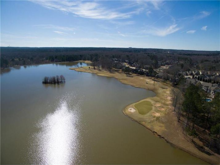 23 Lake Shore Drive, Newnan, GA 30265