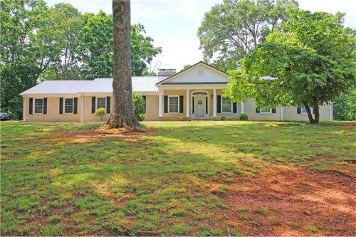 630 Sunset Blvd, Gainesville, GA 30501
