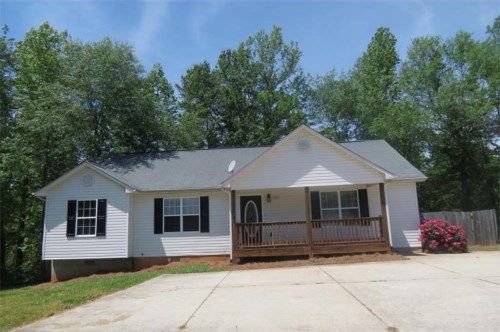 5921 Belton Manor, Lula, GA 30554
