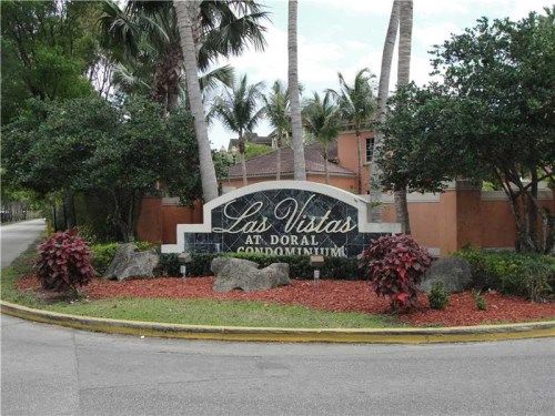 8363 Lake Dr # 301, Miami, FL 33166