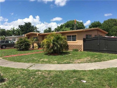 5805 W 12th Ln, Hialeah, FL 33012