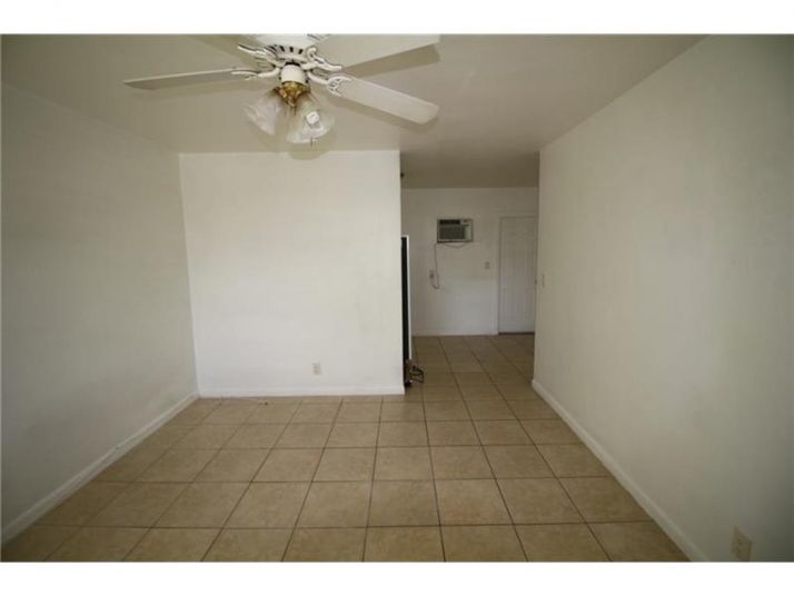 26 SE 3rd Ter # 3, Dania, FL 33004