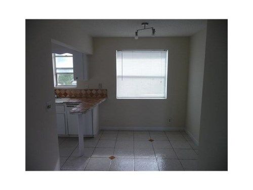2210 Taylor # 303, Hollywood, FL 33020