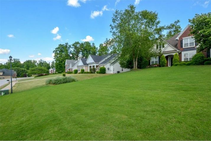 2313 Oak Falls Lane, Buford, GA 30519