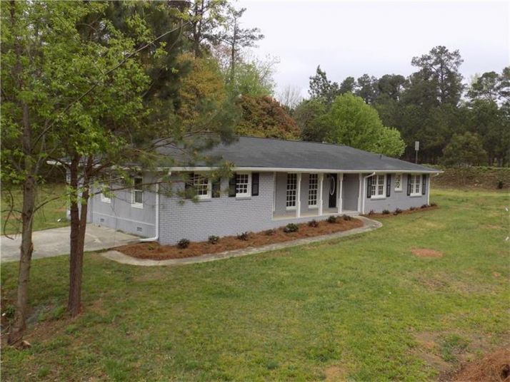 2447 Lenora Church Road, Snellville, GA 30078