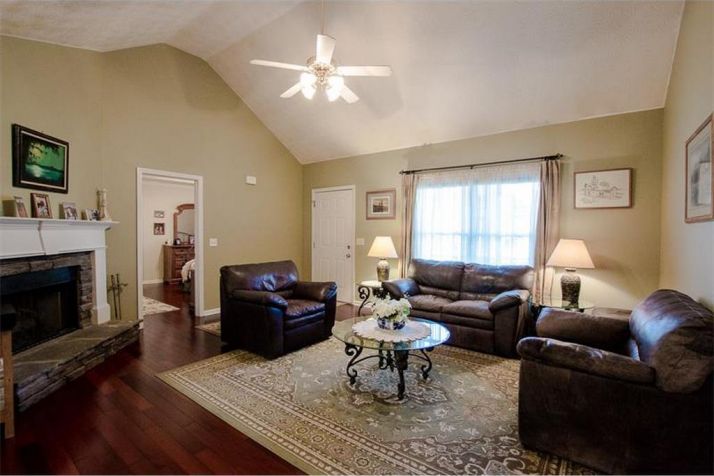 76 Chimney Way, Fairmount, GA 30139