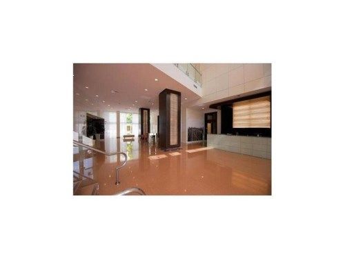 2775 NE 187th St # 503, Miami, FL 33180