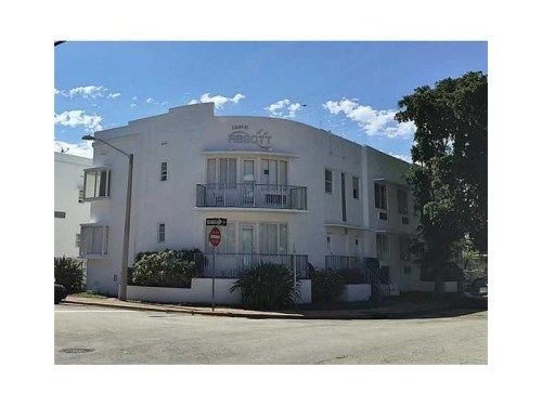 320 80th St # 3, Miami Beach, FL 33141