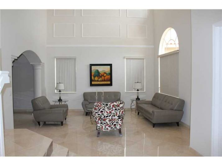 3649 SW 163 AV, Hollywood, FL 33027