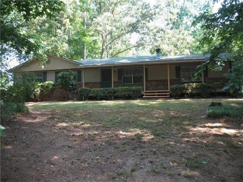 2110 Chestnut Log Circle, Lithia Springs, GA 30122