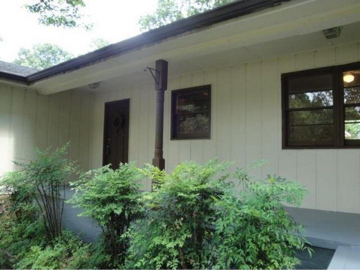 103 Zion Wood Road, Loganville, GA 30052