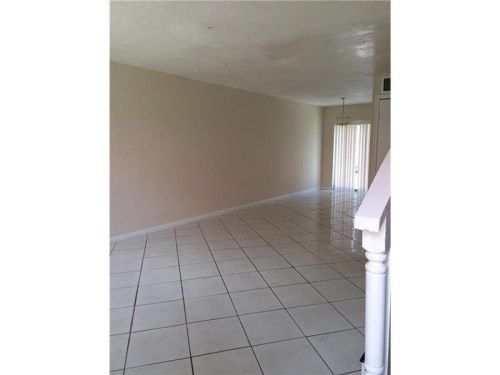 2512 NW 52nd Ave # 22B, Fort Lauderdale, FL 33313