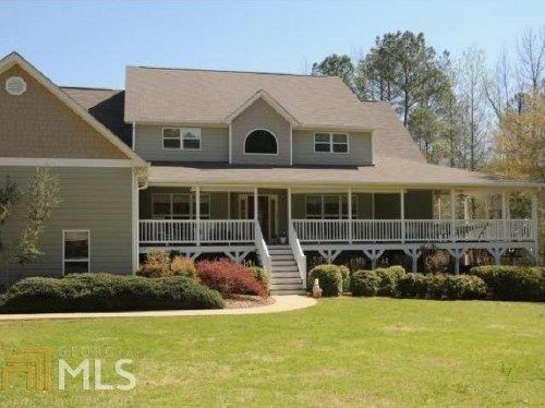 1055 Cooper Rd, Social Circle, GA 30025