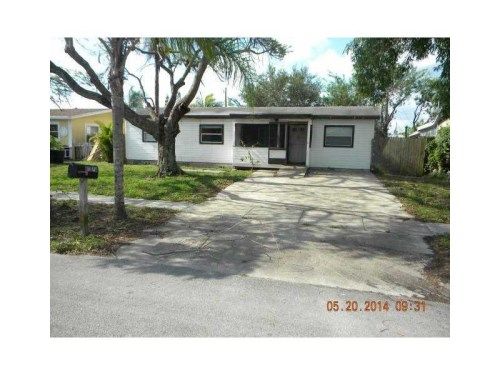 6370 SW 1st St, Pompano Beach, FL 33068