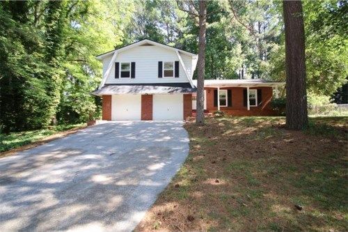98 Simpson Drive, Kennesaw, GA 30144