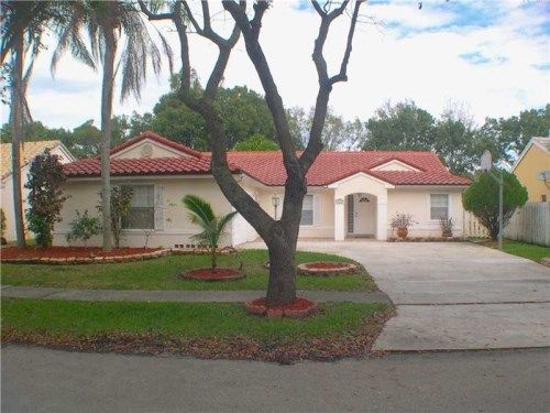 13201 SW 17th Ct, Hollywood, FL 33027